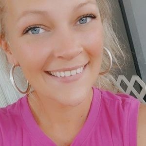 Meet your Posher, Gina